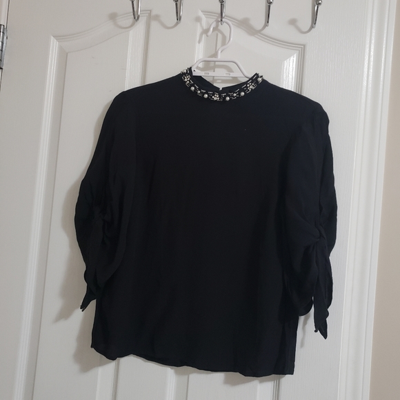 Top - Picture 1 of 1